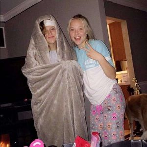 Meet your Posher, Natalie